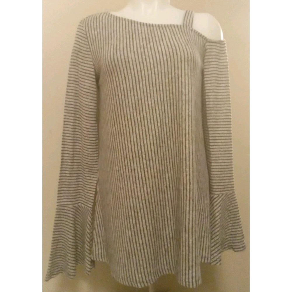 143 story by lineup Grey Black Stripe Asymmetrical Cold Shoulder Top Size S